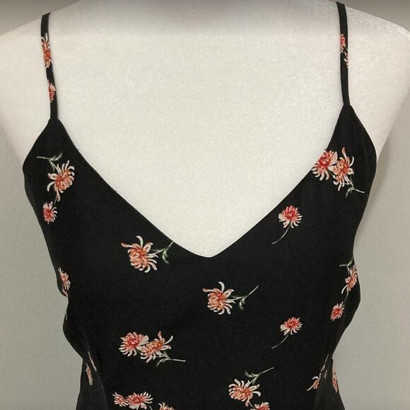 BB Dakota All Eyes On You Midi Dress size 4 NWT New Black Floral Ruffle - Picture 4 of 10